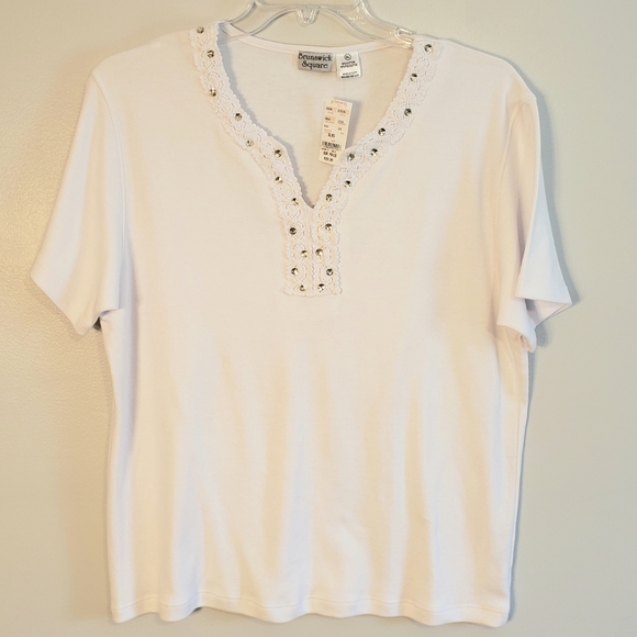 Brunswick Square Women's Knit Top, White, XL - Picture 1 of 5